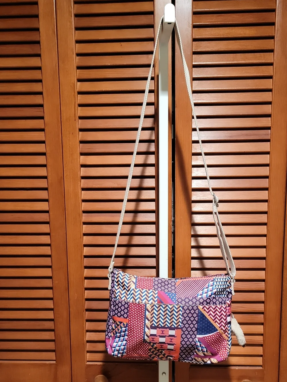 KIPLING ANGIE MULTICOLOR AND MULTIPLE PATTERN CROSSBODY BAG